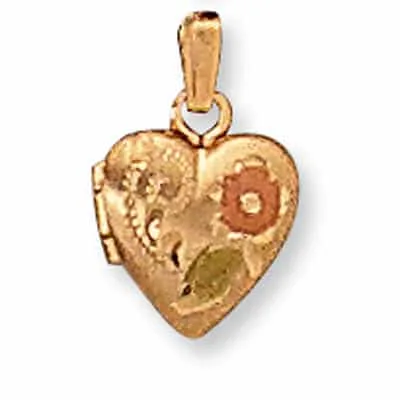 LOH-936: HEART SHAPED LOCKET WITH FLOWER DESIGN