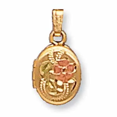 LOO-831: OVAL SHAPED LOCKET WITH ROSE DESIGN